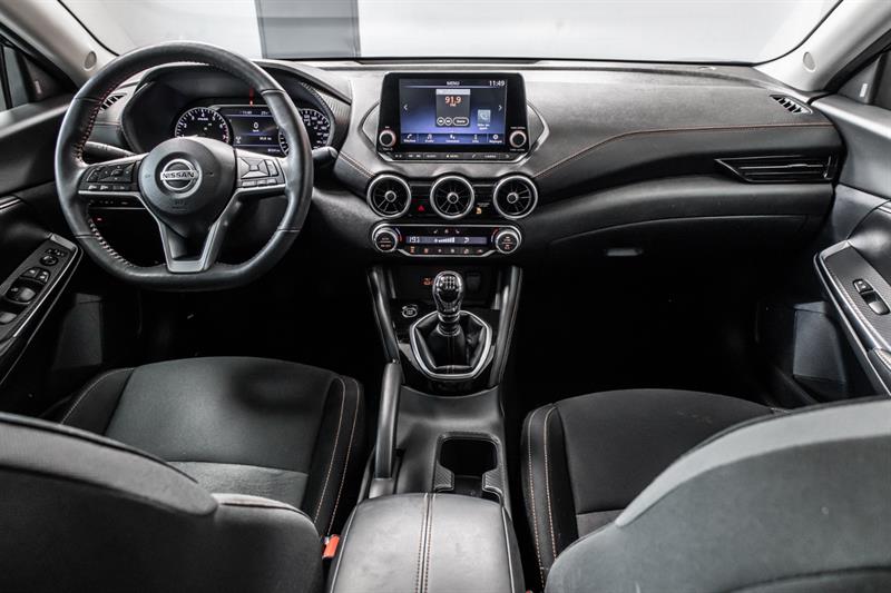 2022
Nissan
Sentra