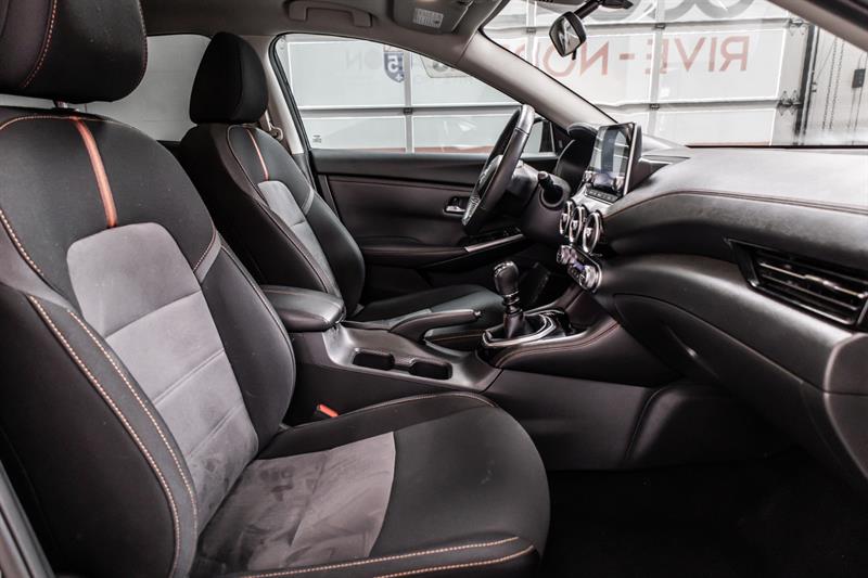 2022
Nissan
Sentra