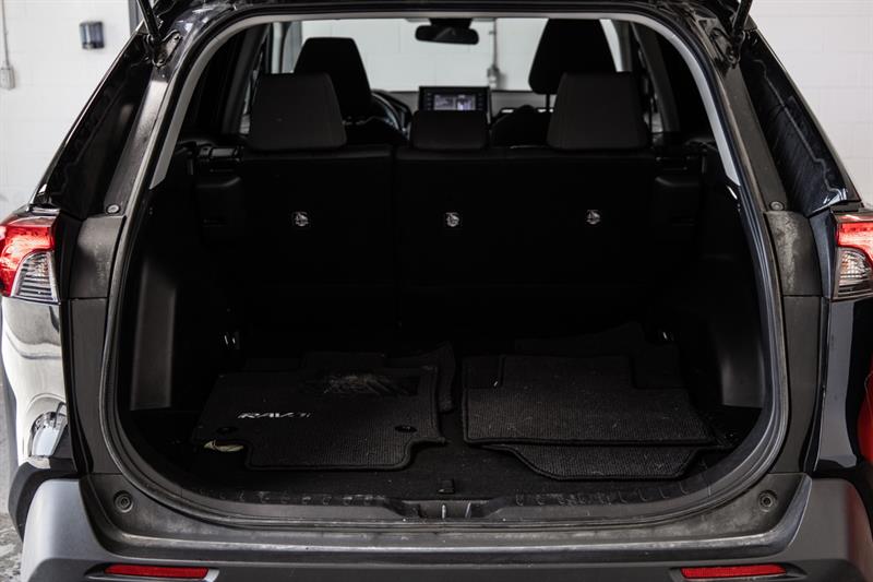 2022
Toyota
Rav4